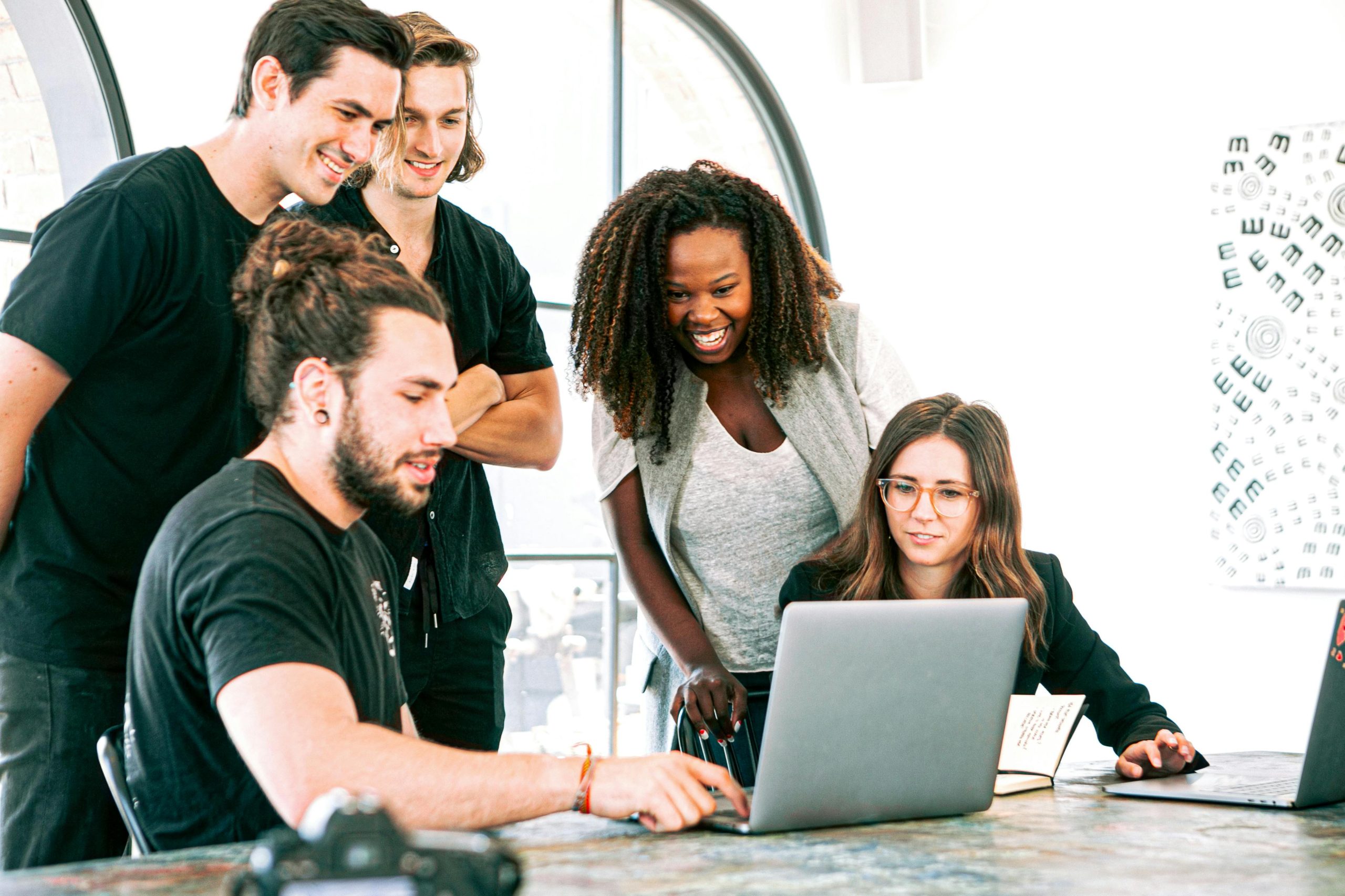 Tech Giants vs. Startups: Who’s Leading the Innovation Race in 2025?